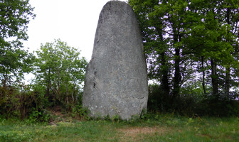 Menhir de Glomel